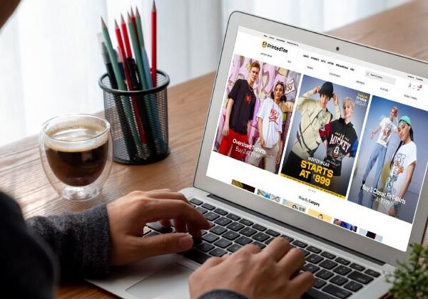 PrintedTee – Custom T-Shirt & Apparel E-Commerce Website